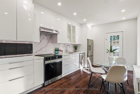 Photo 11 at 221 Windermere Avenue, Swansea, Toronto