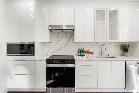 Photo 12 at 221 Windermere Avenue, Swansea, Toronto