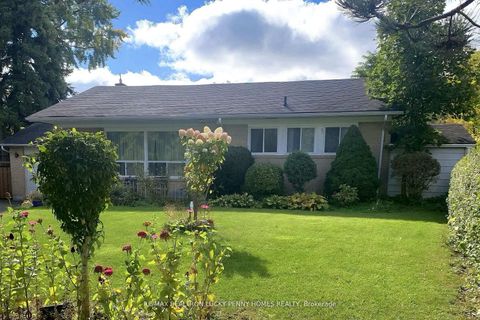 Photo 1 at 61 Hurlingham Crescent, Don Mills, Toronto