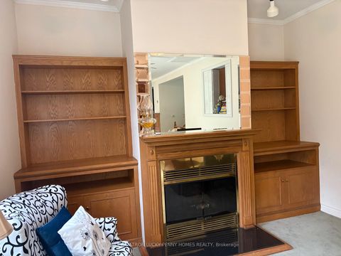 Photo 5 at 61 Hurlingham Crescent, Don Mills, Toronto Photo 5 at 61 Hurlingham Crescent, Don Mills, Toronto