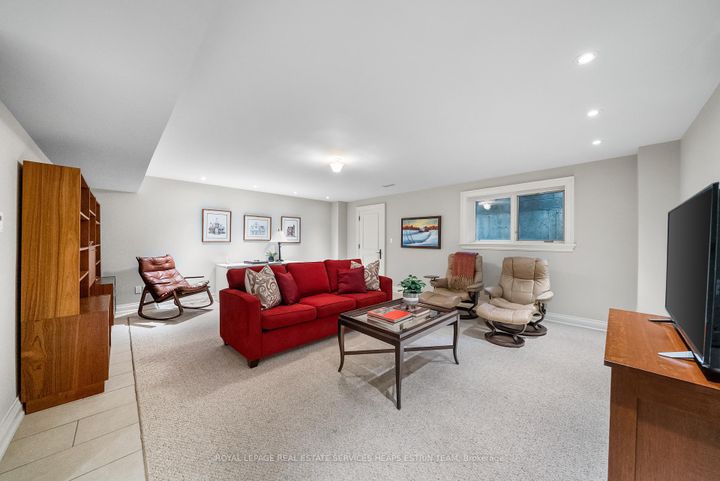Photo 33 at 114 Belsize Drive, Mount Pleasant West, Toronto