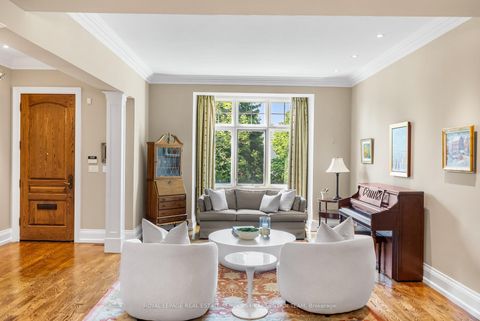 Photo 2 at 114 Belsize Drive, Mount Pleasant West, Toronto