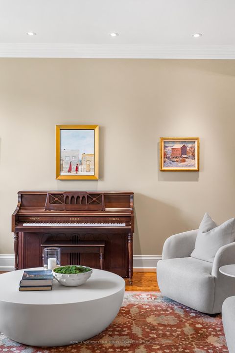 Photo 3 at 114 Belsize Drive, Mount Pleasant West, Toronto