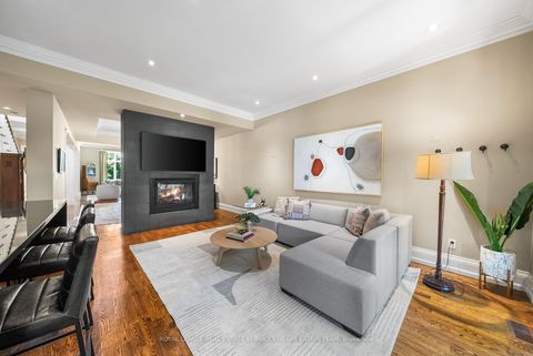 Photo 18 at 114 Belsize Drive, Mount Pleasant West, Toronto