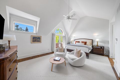 Photo 22 at 114 Belsize Drive, Mount Pleasant West, Toronto