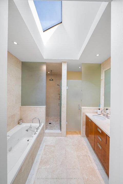 Photo 26 at 114 Belsize Drive, Mount Pleasant West, Toronto