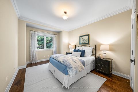 Photo 29 at 114 Belsize Drive, Mount Pleasant West, Toronto