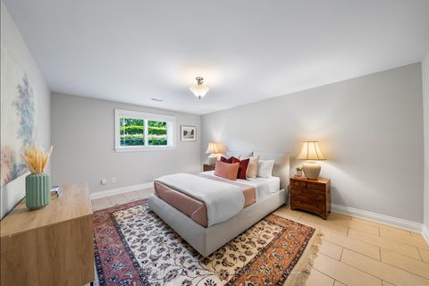 Photo 31 at 114 Belsize Drive, Mount Pleasant West, Toronto