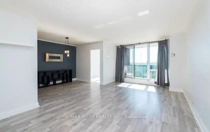 Photo 14 at 1405 - 85 Emmett Avenue, Mount Dennis, Toronto