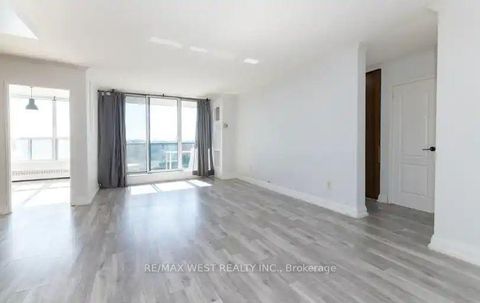 Photo 12 at 1405 - 85 Emmett Avenue, Mount Dennis, Toronto
