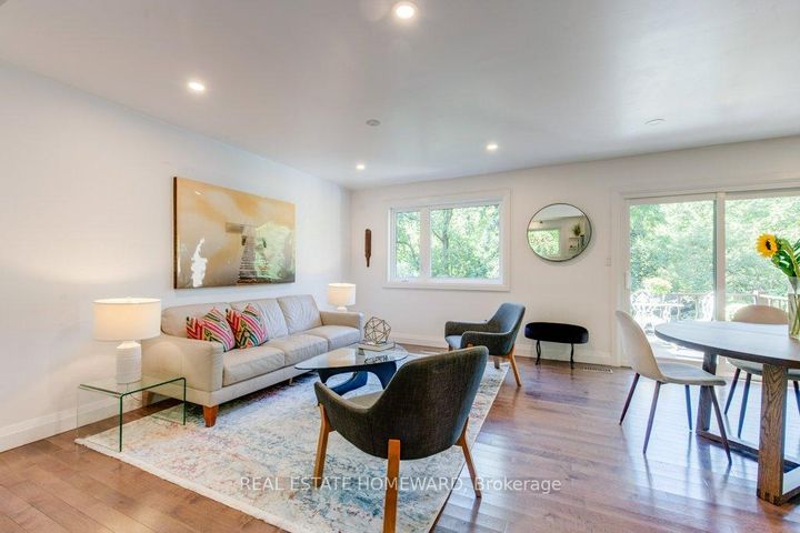 Photo 12 at 180 Ellis Avenue, Swansea, Toronto