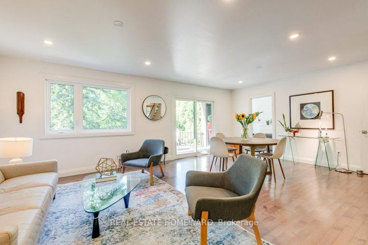 Photo 13 at 180 Ellis Avenue, Swansea, Toronto