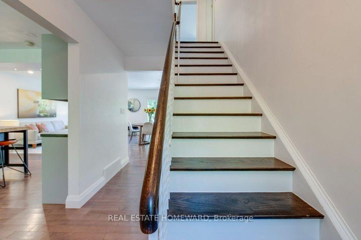 Photo 27 at 180 Ellis Avenue, Swansea, Toronto