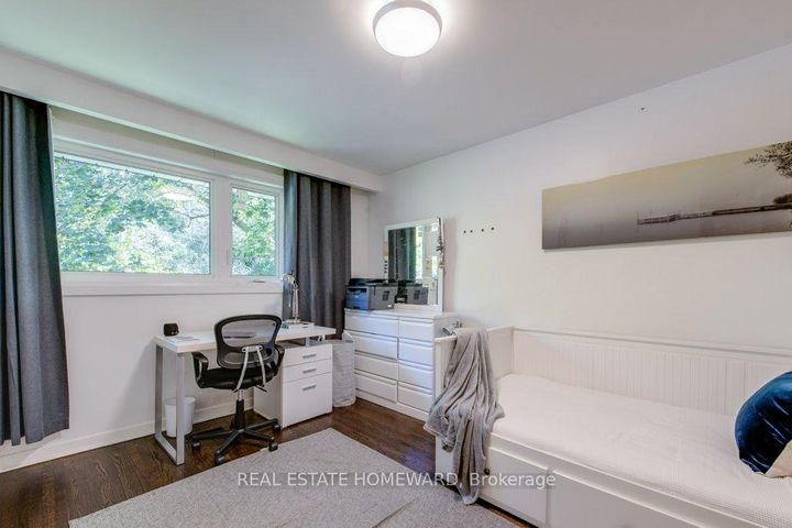 Photo 33 at 180 Ellis Avenue, Swansea, Toronto