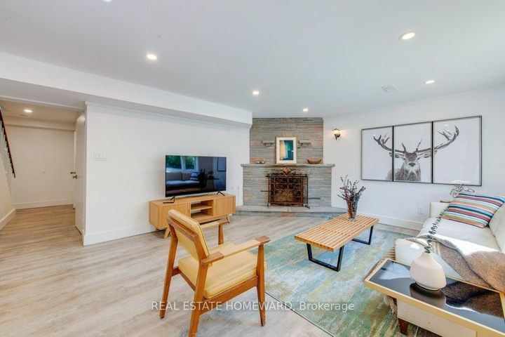 Photo 39 at 180 Ellis Avenue, Swansea, Toronto