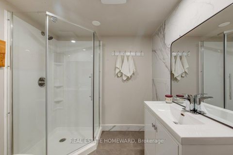 Photo 37 at 180 Ellis Avenue, Swansea, Toronto