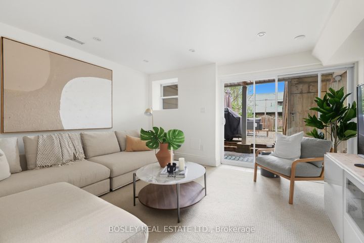 Photo 19 at 90 Withrow Avenue, North Riverdale, Toronto
