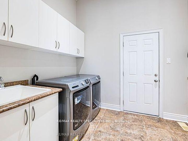 Photo 20 at 28 Elbern Markell Drive W, Credit Valley, Brampton
