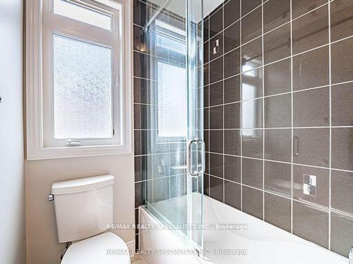 Photo 30 at 28 Elbern Markell Drive W, Credit Valley, Brampton