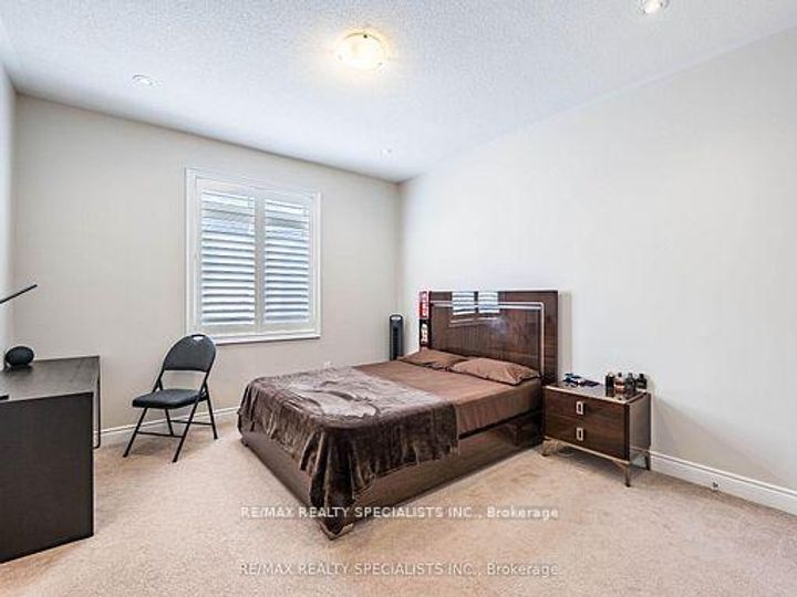 Photo 31 at 28 Elbern Markell Drive W, Credit Valley, Brampton