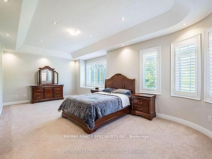 Photo 32 at 28 Elbern Markell Drive W, Credit Valley, Brampton