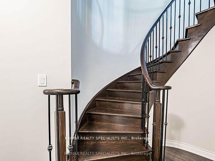 Photo 37 at 28 Elbern Markell Drive W, Credit Valley, Brampton