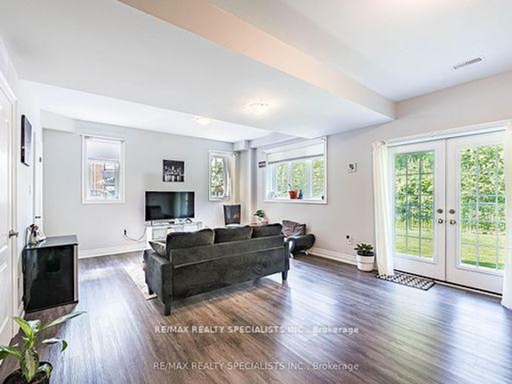 Photo 39 at 28 Elbern Markell Drive W, Credit Valley, Brampton