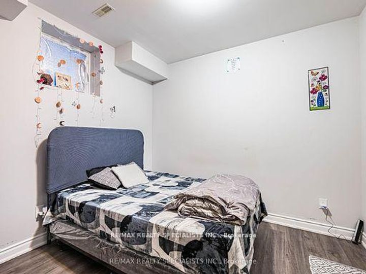 Photo 42 at 28 Elbern Markell Drive W, Credit Valley, Brampton