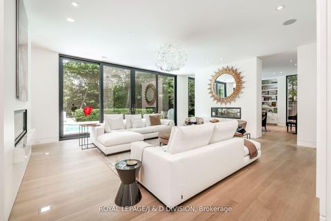 Photo 6 at 20 Forest Glen Crescent, York Mills, Toronto