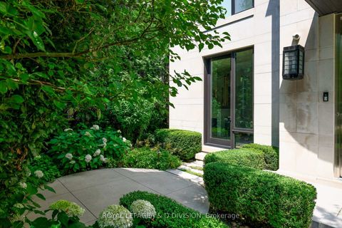 Photo 8 at 20 Forest Glen Crescent, York Mills, Toronto