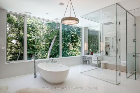 Photo 12 at 20 Forest Glen Crescent, York Mills, Toronto