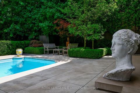 Photo 22 at 20 Forest Glen Crescent, York Mills, Toronto
