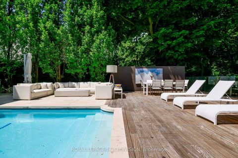 Photo 23 at 20 Forest Glen Crescent, York Mills, Toronto
