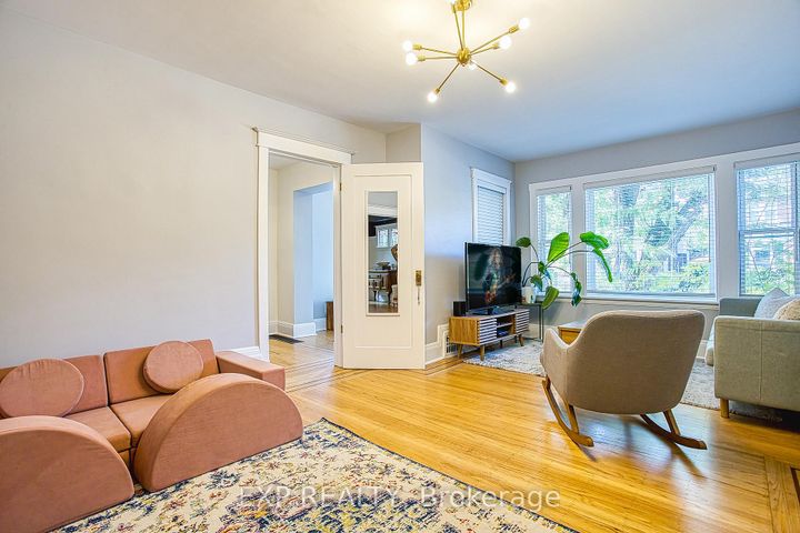 Photo 7 at 44 Paisley Avenue N, Westdale, Hamilton