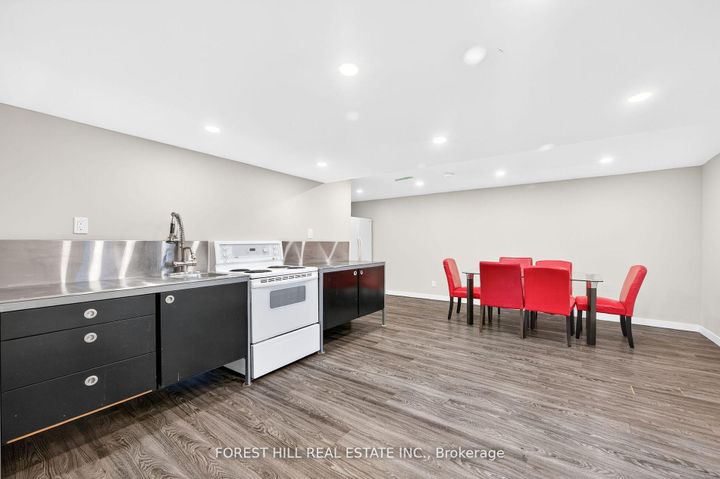 Photo 22 at 104 Armitage Drive, Central Newmarket, Newmarket