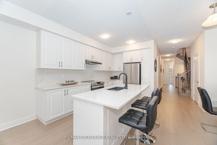Photo 9 at 85 Bermondsey Way, Bram West, Brampton
