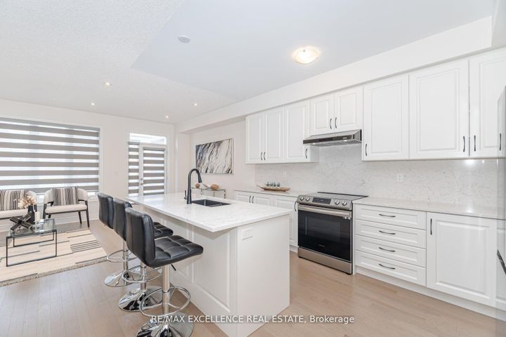 Photo 13 at 85 Bermondsey Way, Bram West, Brampton