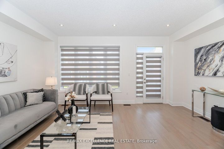 Photo 18 at 85 Bermondsey Way, Bram West, Brampton