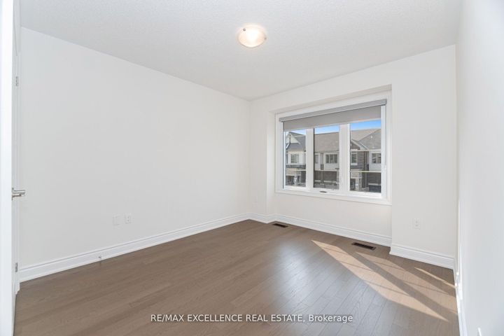 Photo 33 at 85 Bermondsey Way, Bram West, Brampton