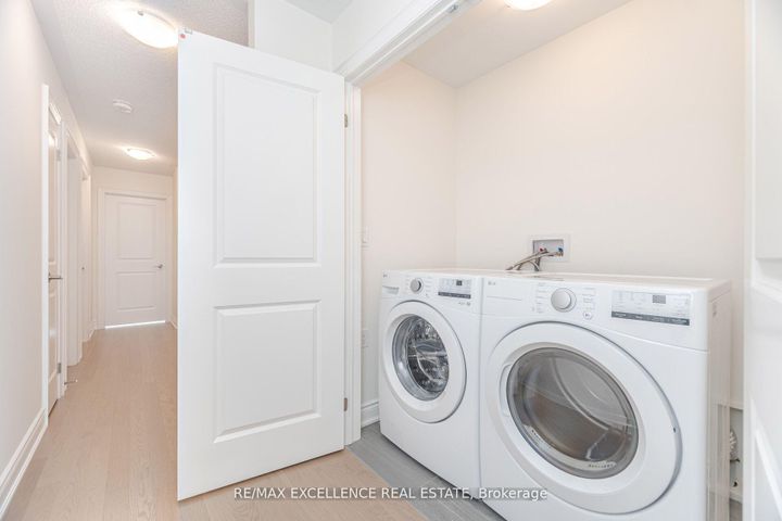 Photo 38 at 85 Bermondsey Way, Bram West, Brampton