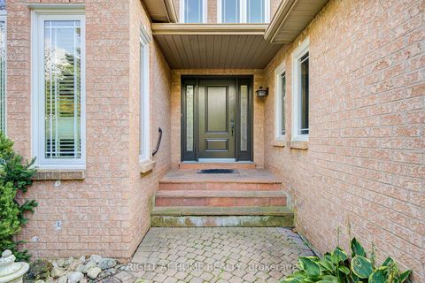 Photo 2 at 128 Carlyle Crescent, Aurora Highlands, Aurora