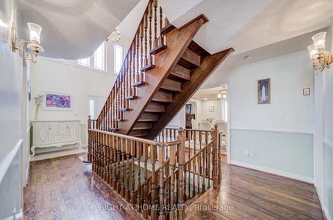 Photo 7 at 128 Carlyle Crescent, Aurora Highlands, Aurora