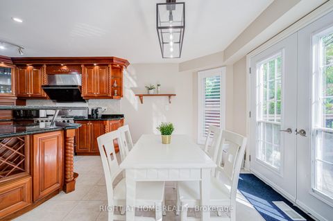 Photo 18 at 128 Carlyle Crescent, Aurora Highlands, Aurora
