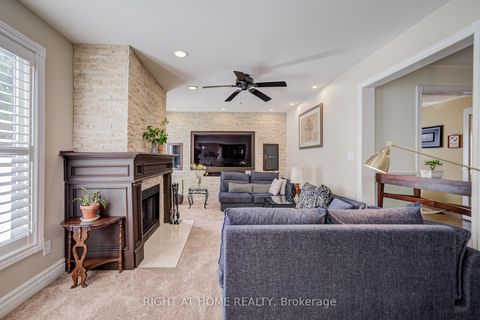 Photo 21 at 128 Carlyle Crescent, Aurora Highlands, Aurora
