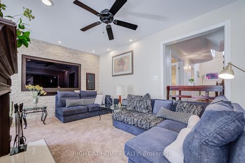 Photo 22 at 128 Carlyle Crescent, Aurora Highlands, Aurora