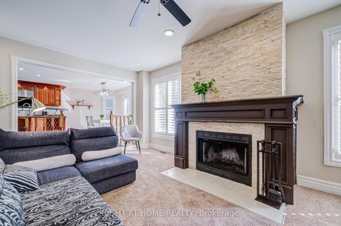 Photo 24 at 128 Carlyle Crescent, Aurora Highlands, Aurora