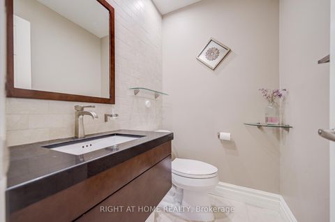 Photo 27 at 128 Carlyle Crescent, Aurora Highlands, Aurora
