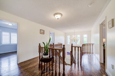 Photo 28 at 128 Carlyle Crescent, Aurora Highlands, Aurora