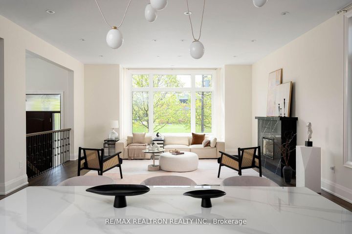 Photo 3 at 146 Empress Avenue, Willowdale East, Toronto