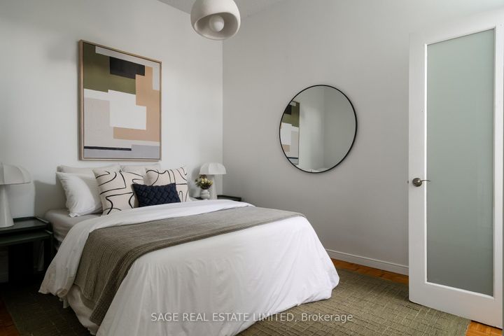 Photo 3 at 115 Niagara Street, Niagara, Toronto